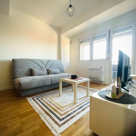 Apartman Nikol Kumanowo Zewnętrze zdjęcie