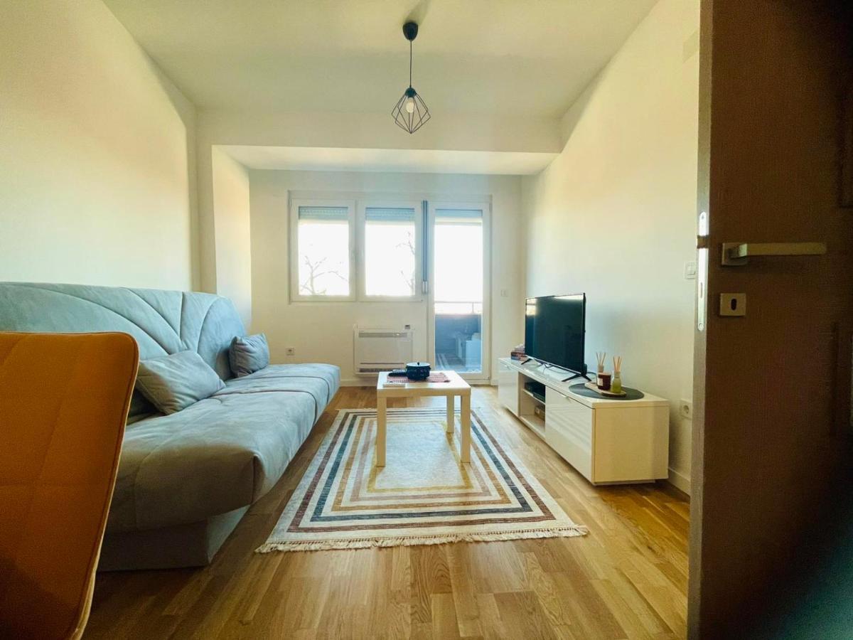 Apartman Nikol Kumanowo Zewnętrze zdjęcie